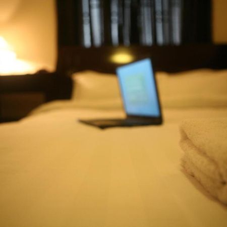 Saigon Zoom Hotel Ho Chi Minh City Bagian luar foto