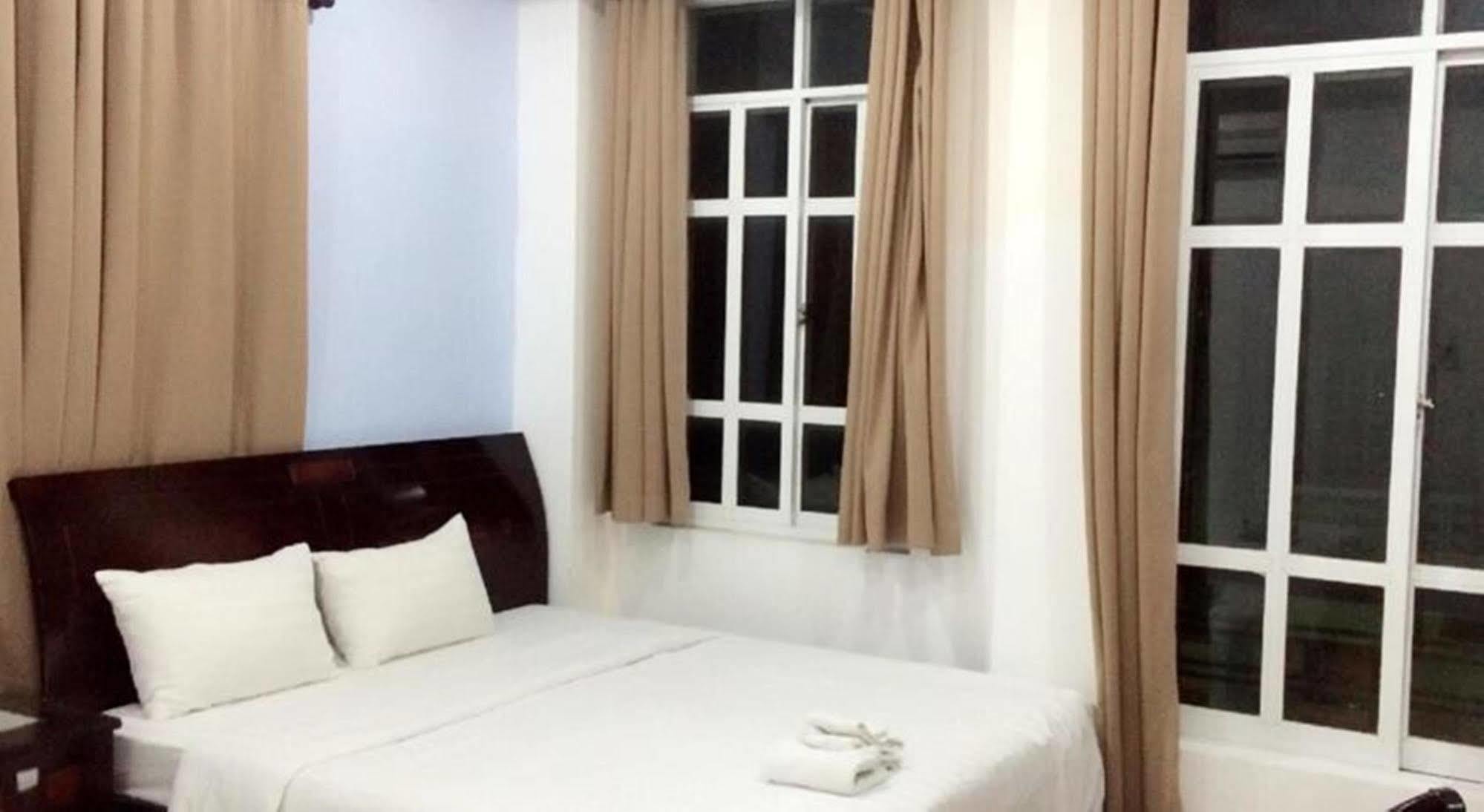 Saigon Zoom Hotel Ho Chi Minh City Bagian luar foto